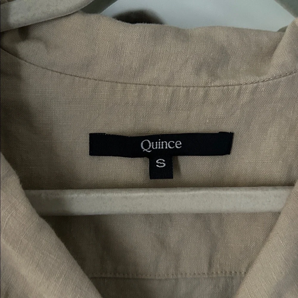 Quince light brown/tan button up linen shortsleeve - Picture 3 of 6